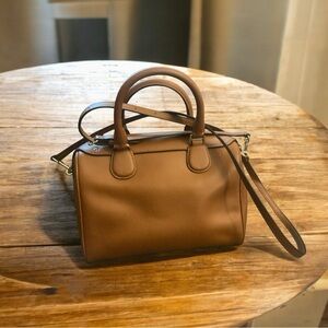 Elegant Brown Leather Handbag